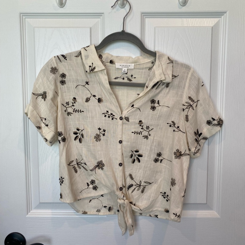 Floral Button-Up Tie-Front Top